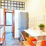 Zentrales 2-sz-apartment Nr 2 - Top-lage Am Hbf *