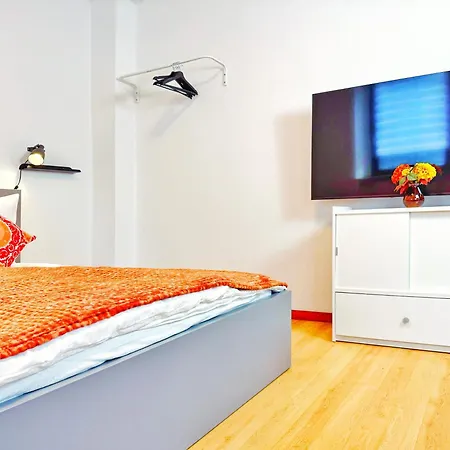 Zentrales 2-sz-apartment Nr 2 - Top-lage Am Hbf Apartament *