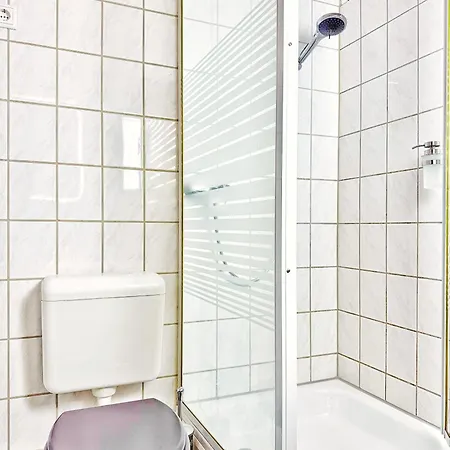 Zentrales 2-sz-apartment Nr 2 - Top-lage Am Hbf Krefeld